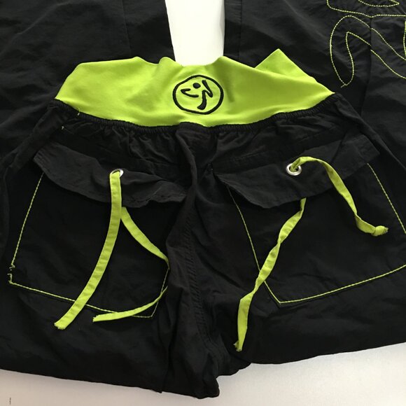 Zumba Pants Womens Small Black Joggers Cargo Fitness Gear Gym Ladies - Picture 6 of 12